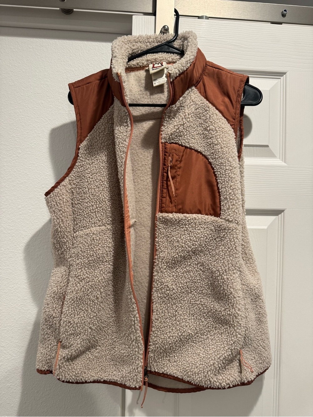 Avalanche Cream Sherpa Vest with Rust Trim